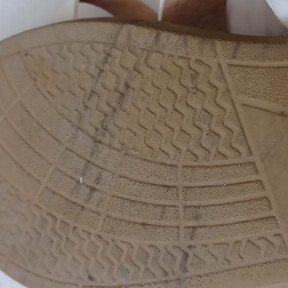 4/$40 Cream Coloured Sandals - Size 41 (US 8) - Picture 5 of 7